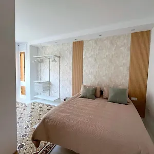 Trianasuites Apartamento